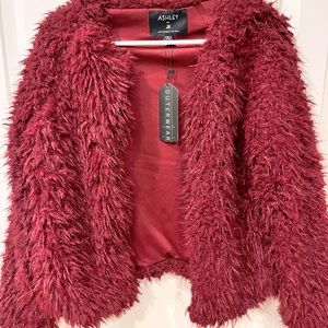 Small maroon faux fur cropped jacket